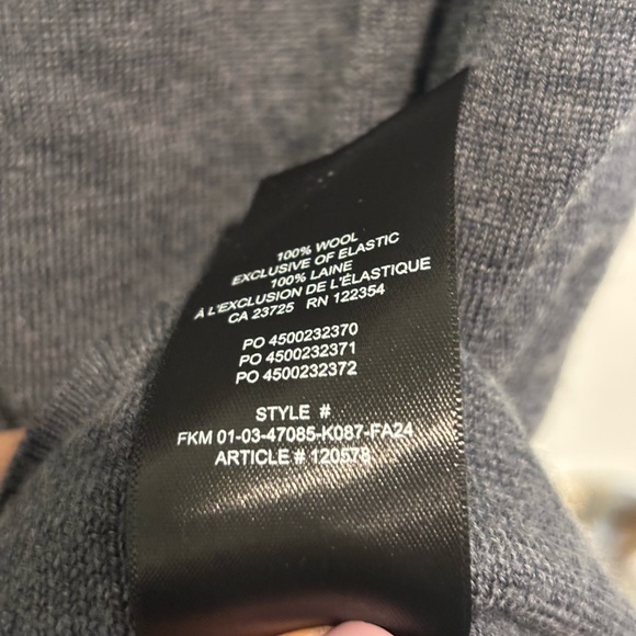 Aritzia Babaton Allocate Merino Wool Sweater Vest Size Small - Picture 4 of 5